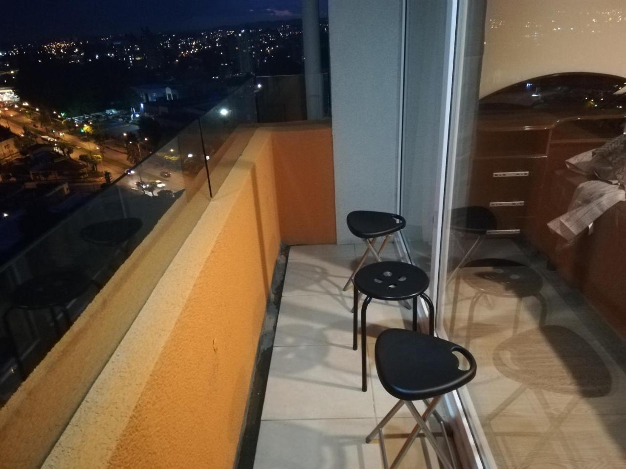 Depto Estudio 1811 Edificio Centro Blanco Con Estacionamiento Temuco Ngoại thất bức ảnh
